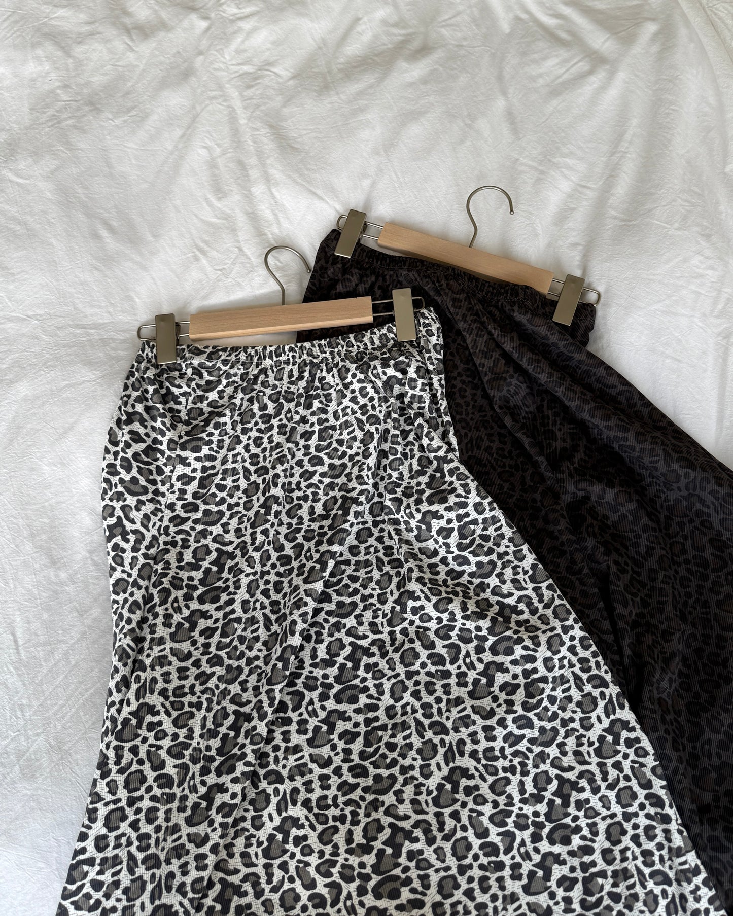 卷卷邊豹紋裙🐆