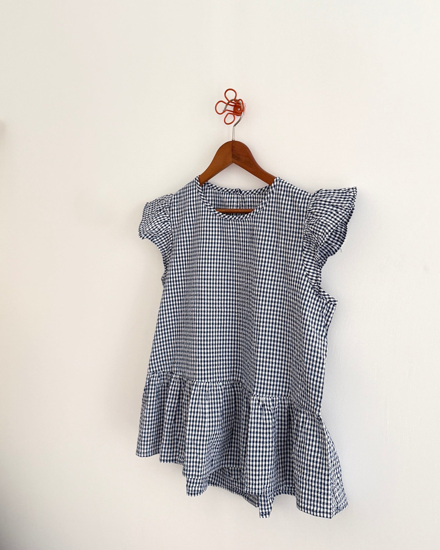 Flutter sleeve top