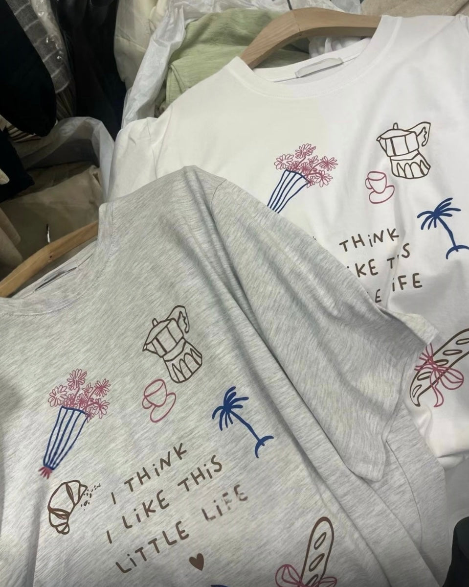 Little life tee🍸