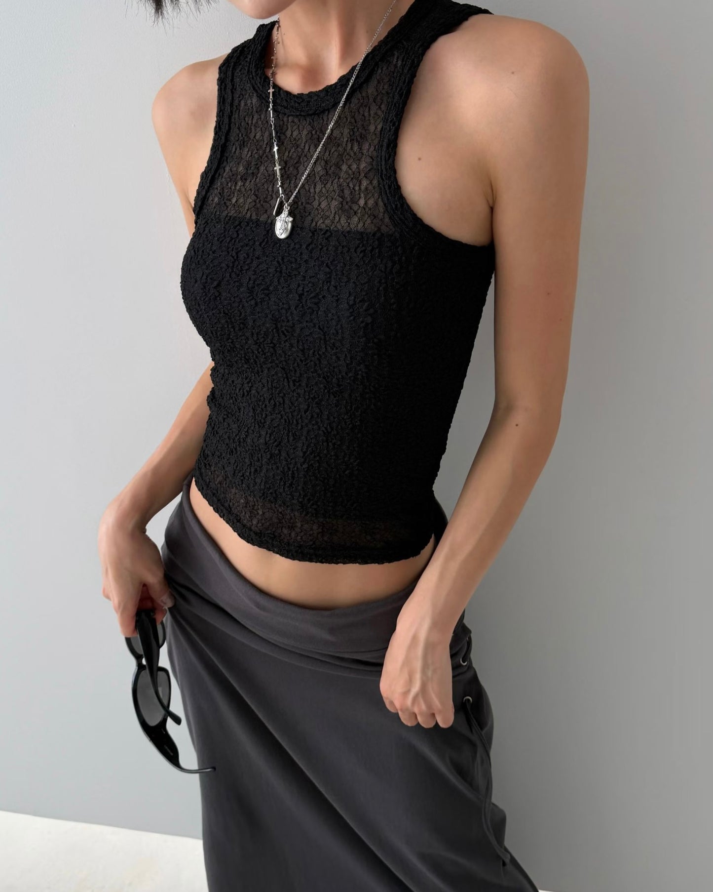 Sheer crystal tank