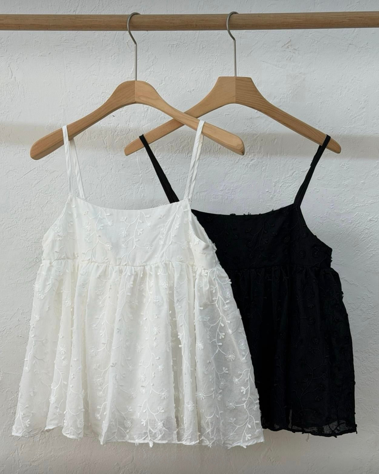 Spring ribbon camis