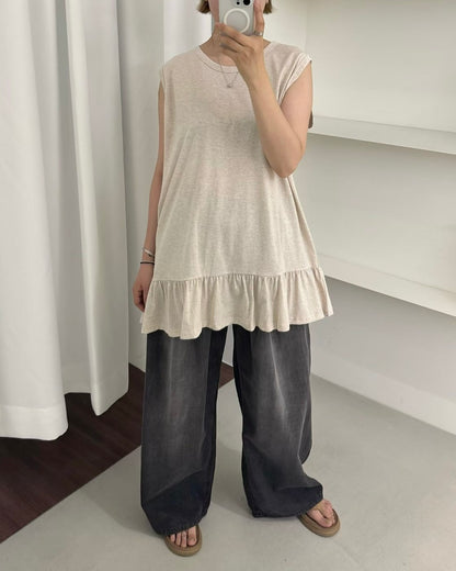 Daily ruffle tank