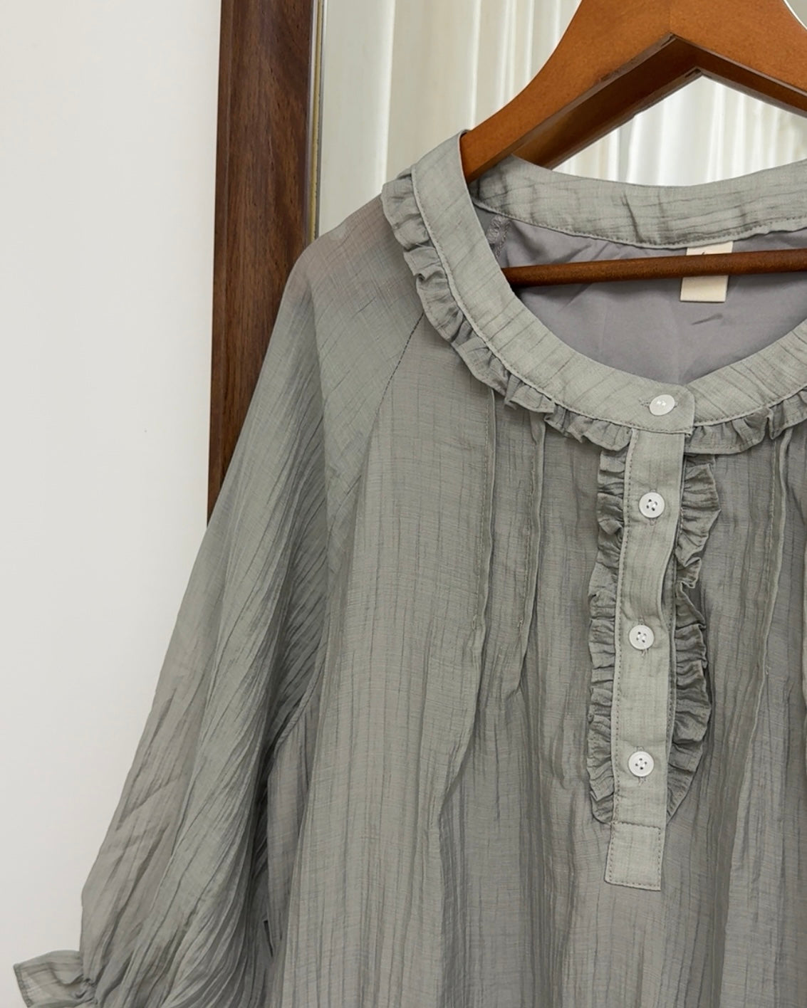 Dint Frill Shirring Dress