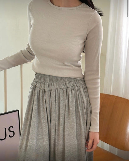 Slouchy trousers