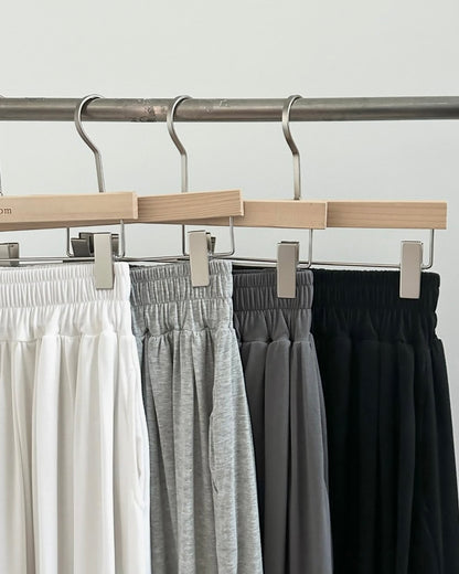Slouchy trousers