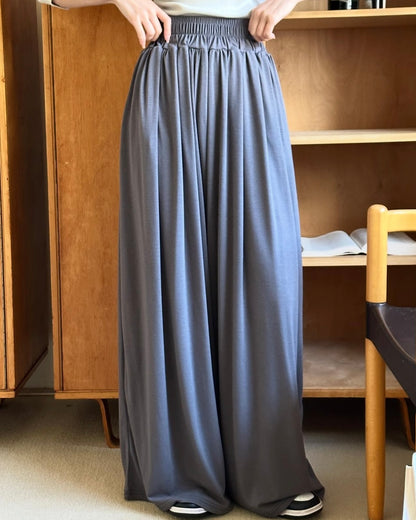 Slouchy trousers