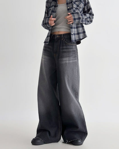 寬鬆微喇叭牛仔褲