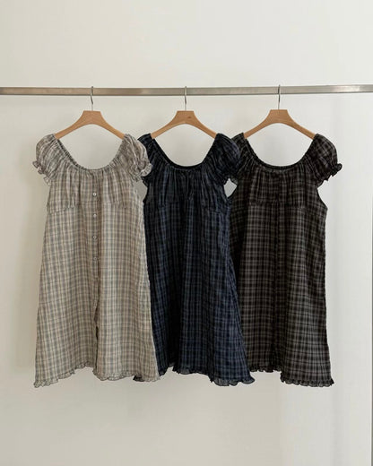 Woody ruffle dress
