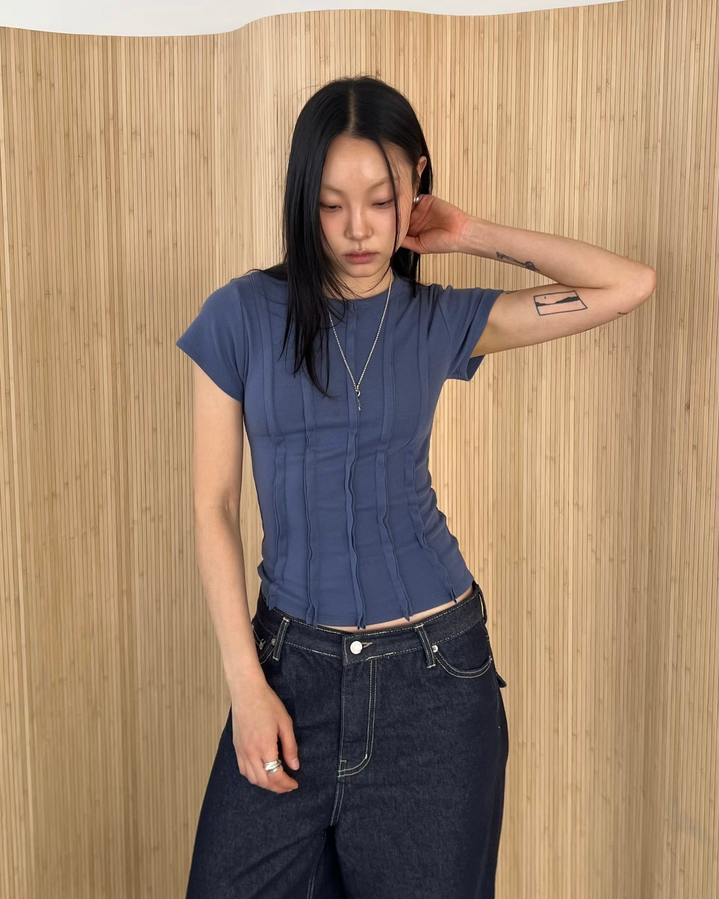 Haki tee