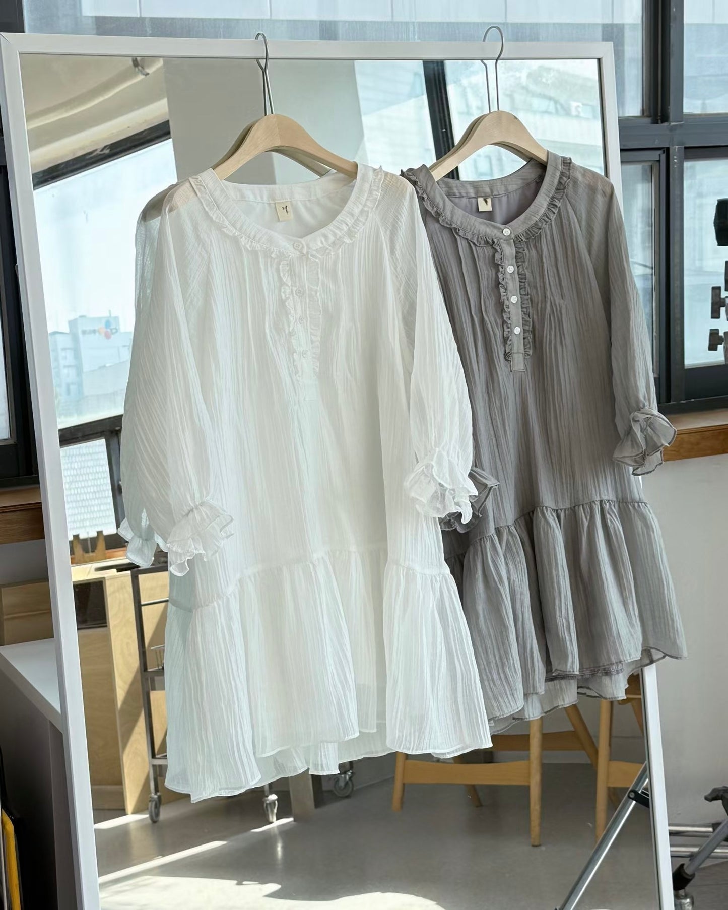 Dint Frill Shirring Dress