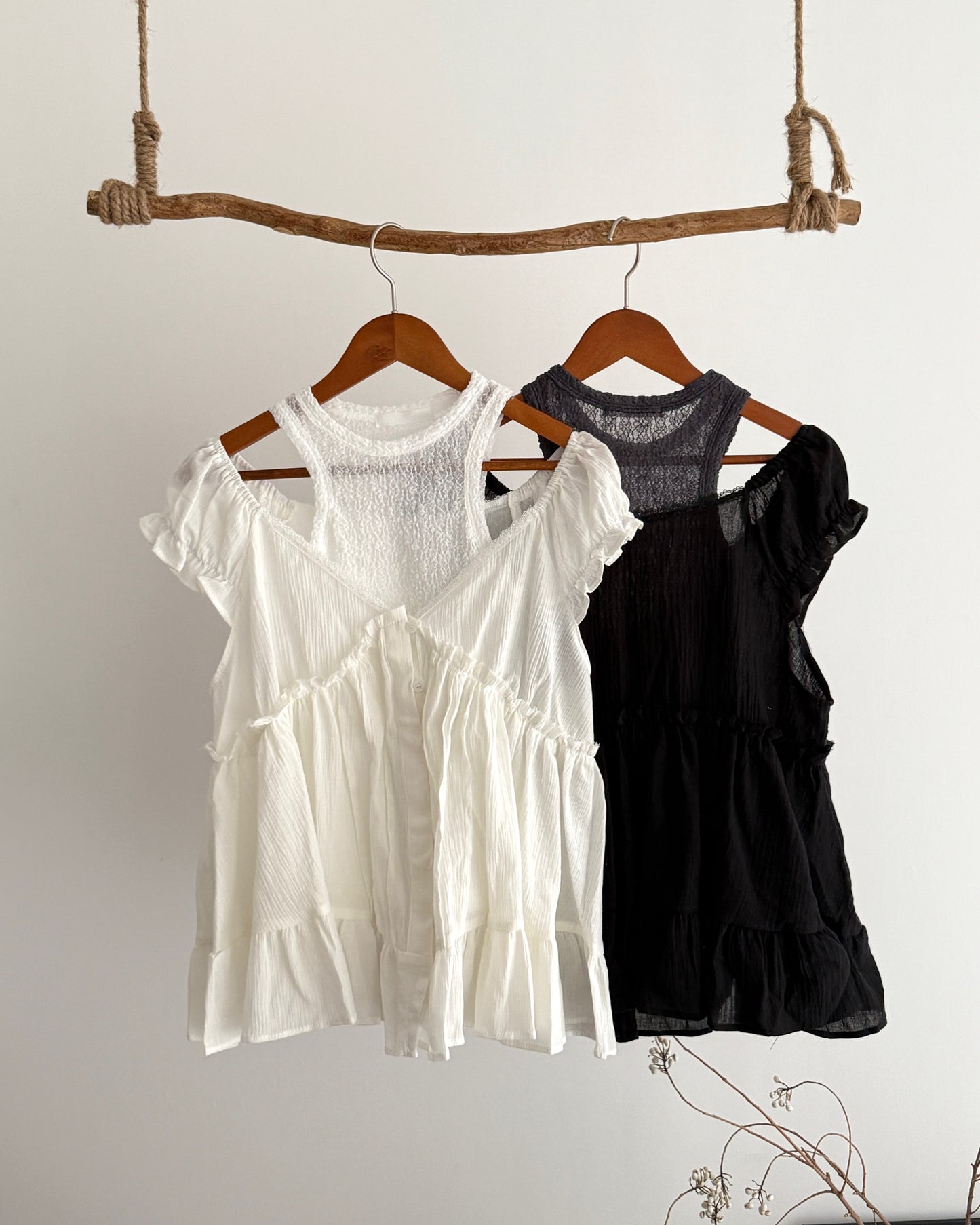 Whisper top