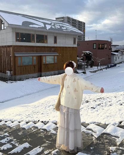 軟糯刺繡花花冷衫✿must pick!!!!!