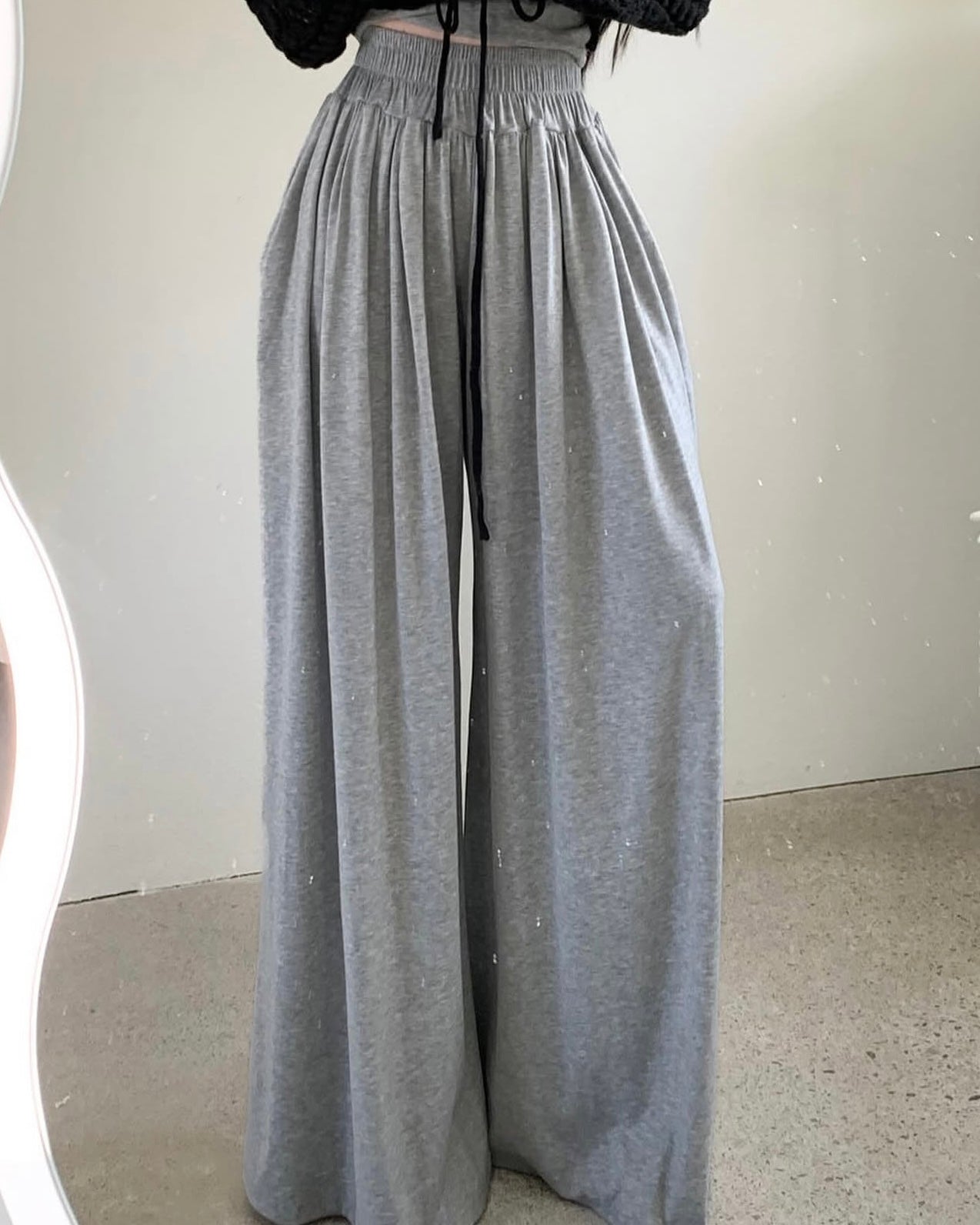Slouchy trousers