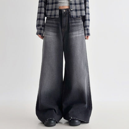 寬鬆微喇叭牛仔褲