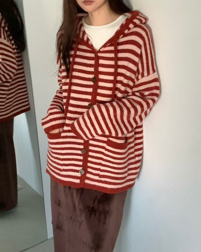 peekaboo cardigan🎠