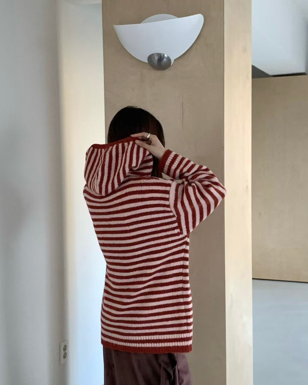 peekaboo cardigan🎠