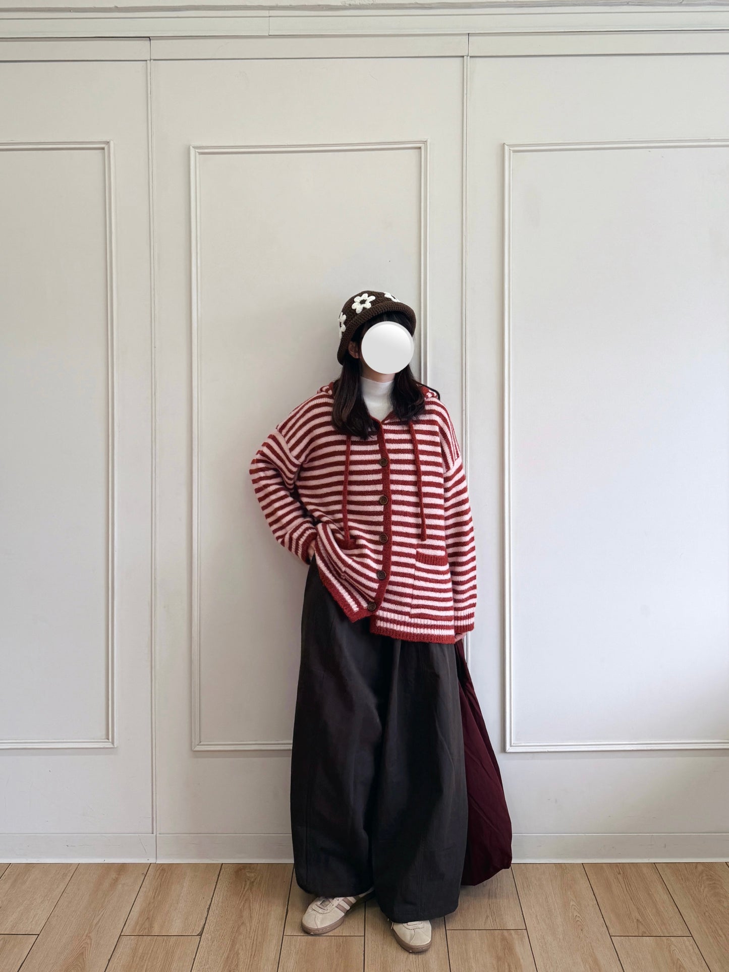 peekaboo cardigan🎠