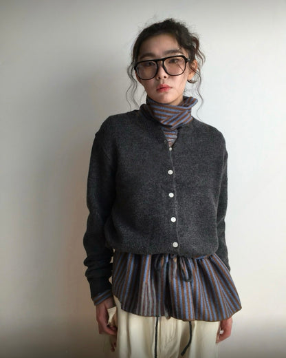 不對稱條紋高領top