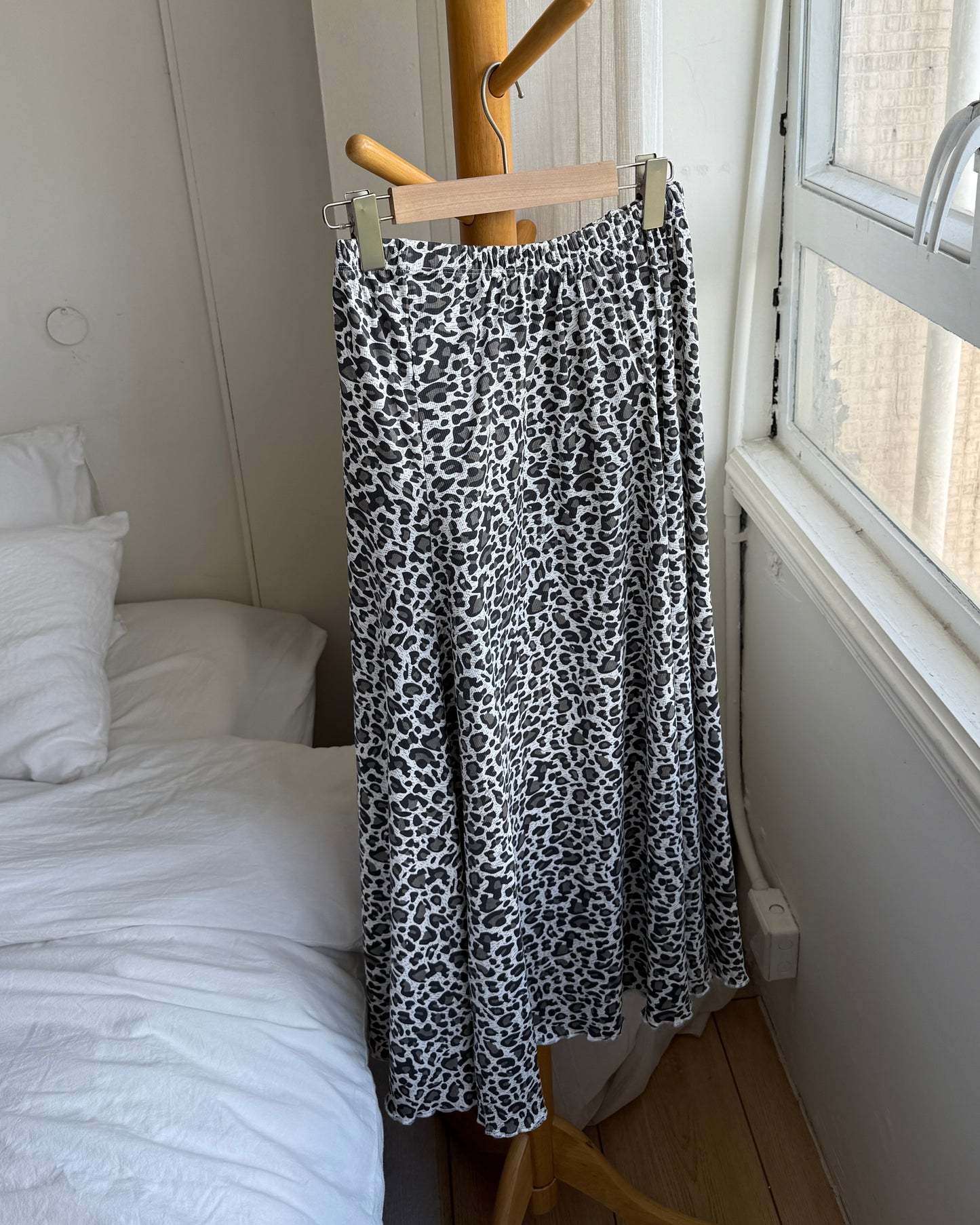 卷卷邊豹紋裙🐆