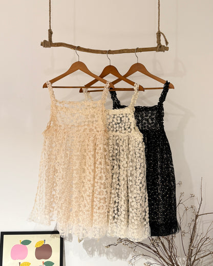 Daisy ruffle camisole(側有開衩)