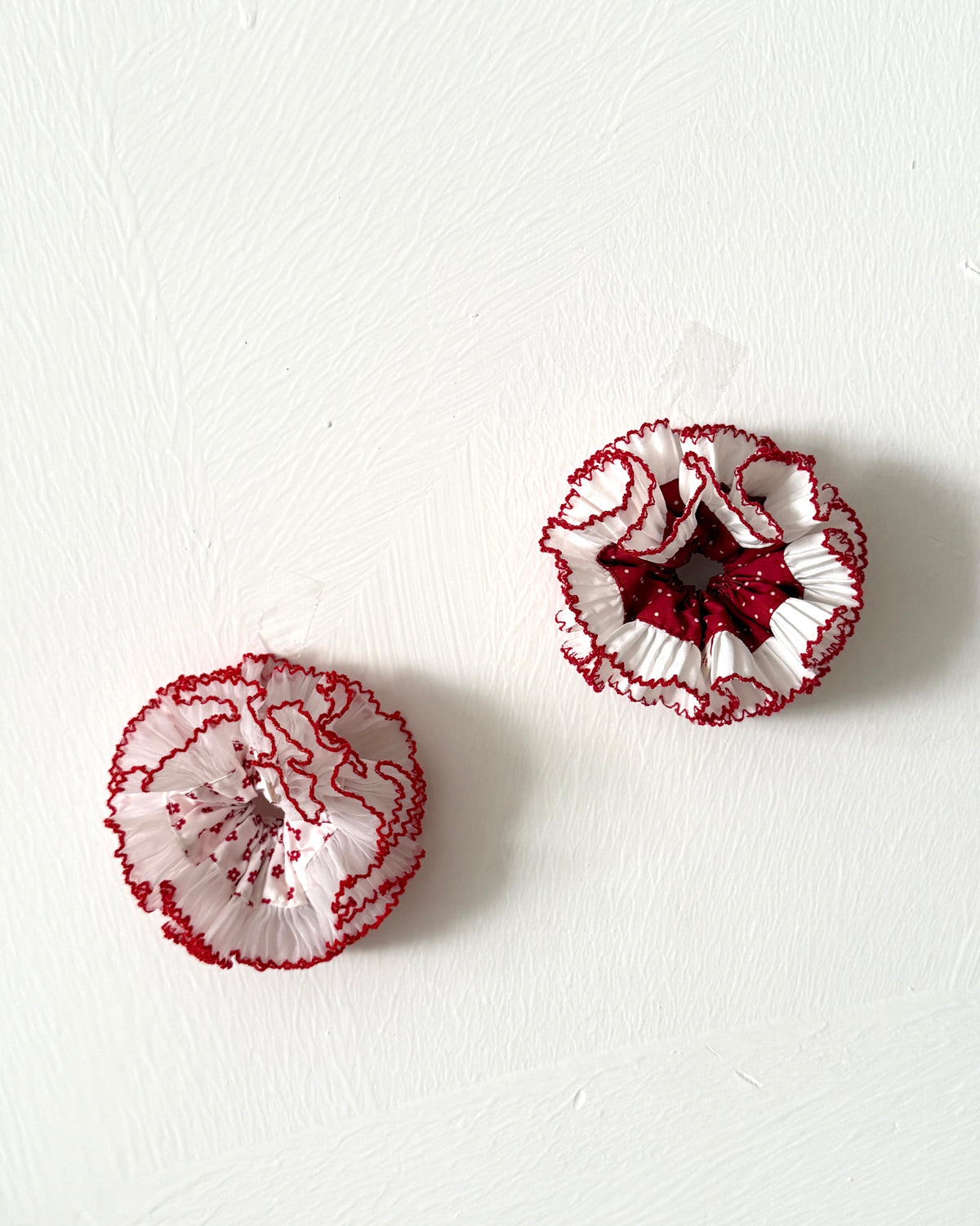 🍎apple color scrunchie