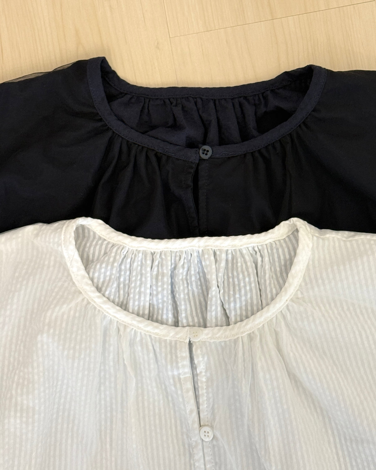 泡泡薄紗鈕扣top