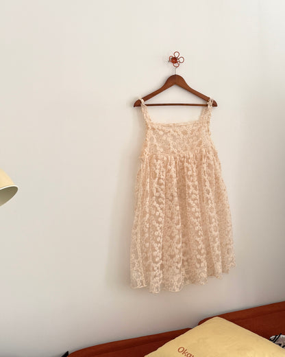 Daisy ruffle camisole(側有開衩)