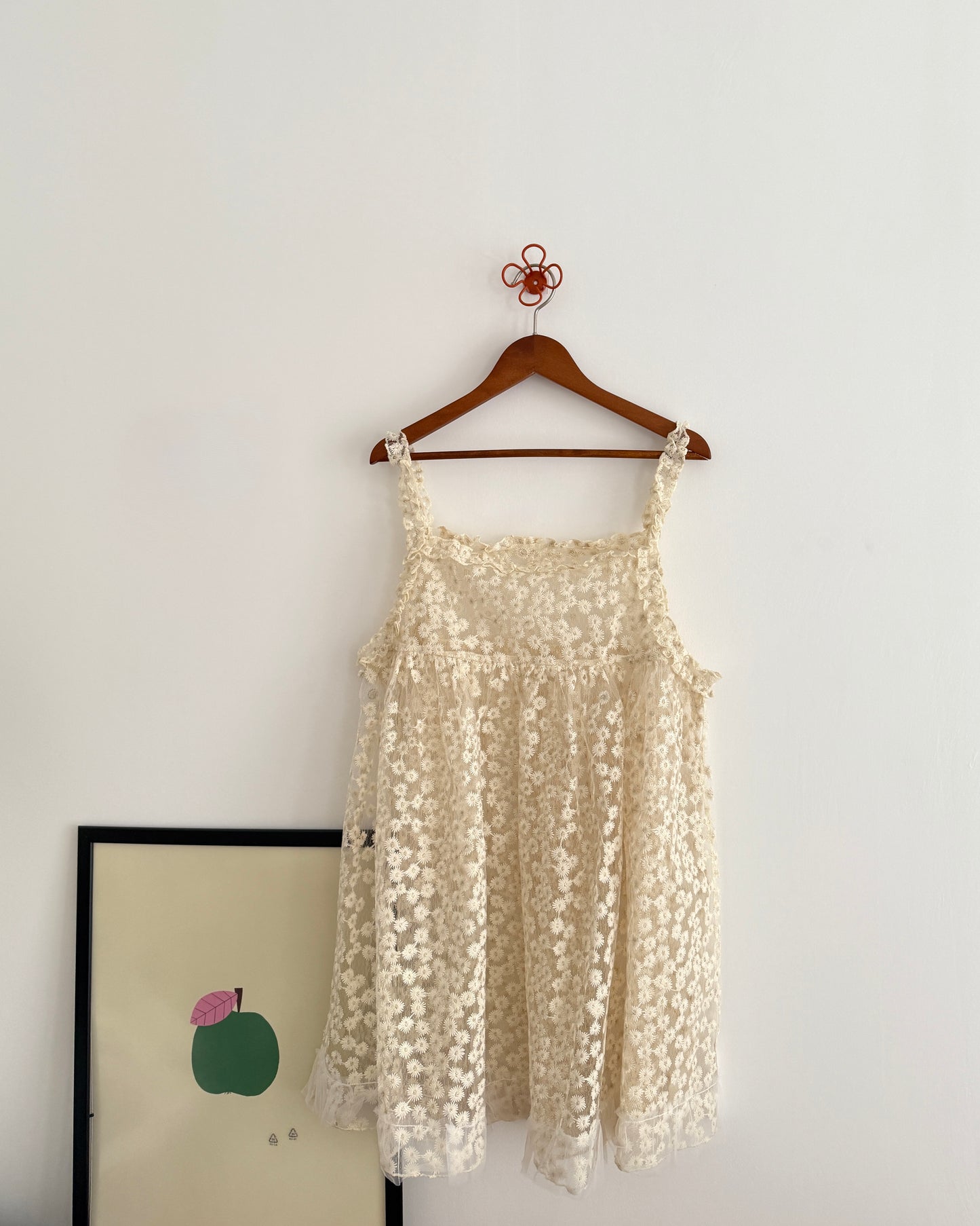 Daisy ruffle camisole(側有開衩)