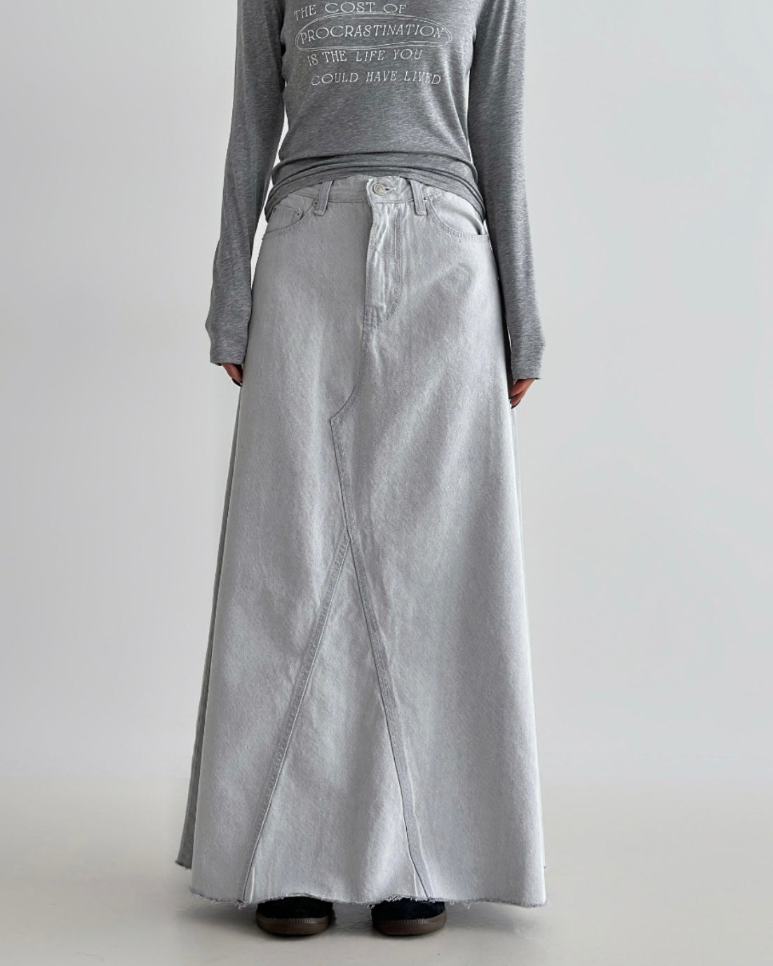 淺灰傘型牛仔裙