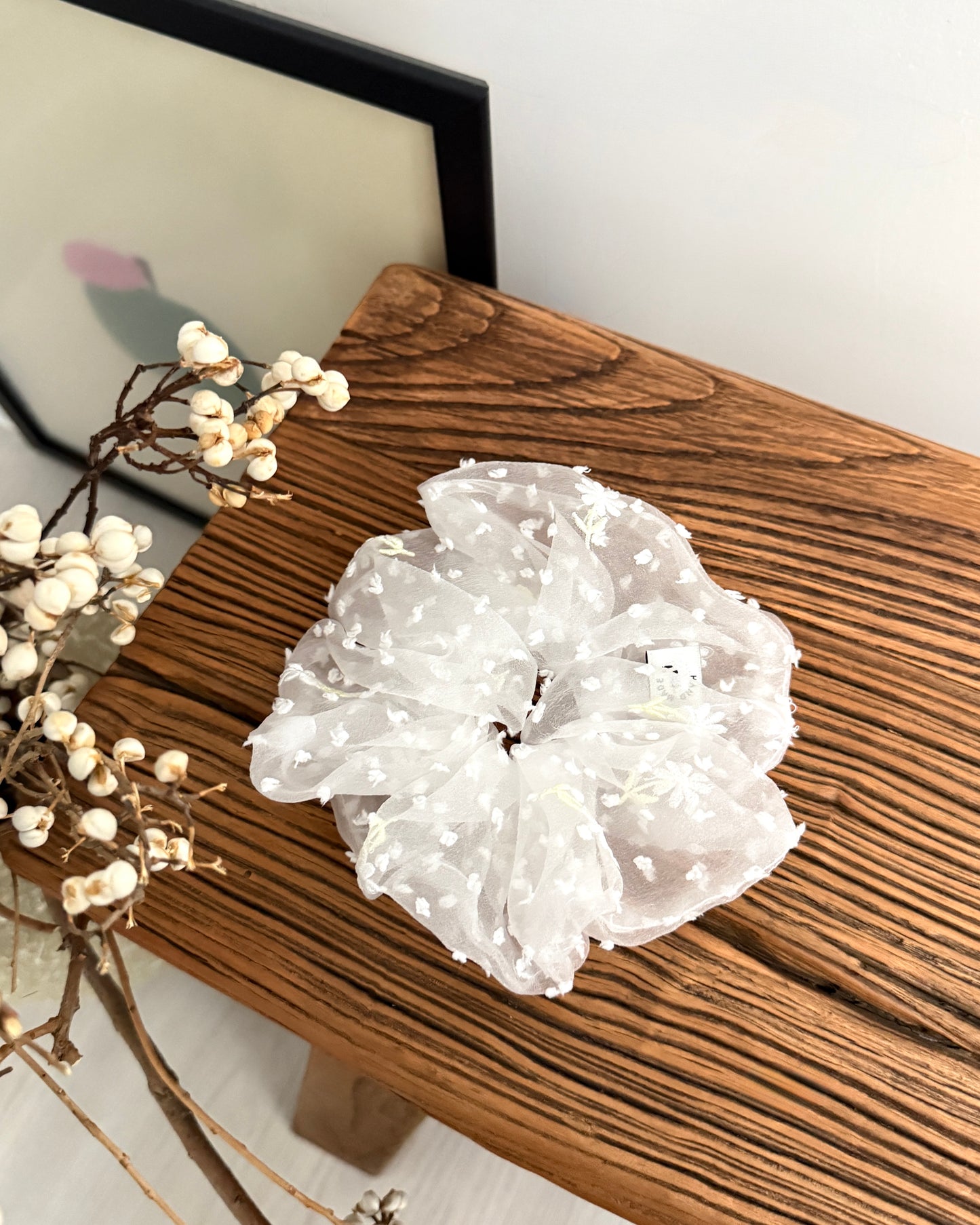 Daisy scrunchie🌼