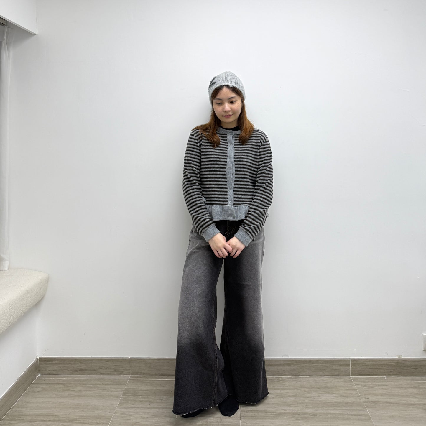 寬鬆微喇叭牛仔褲