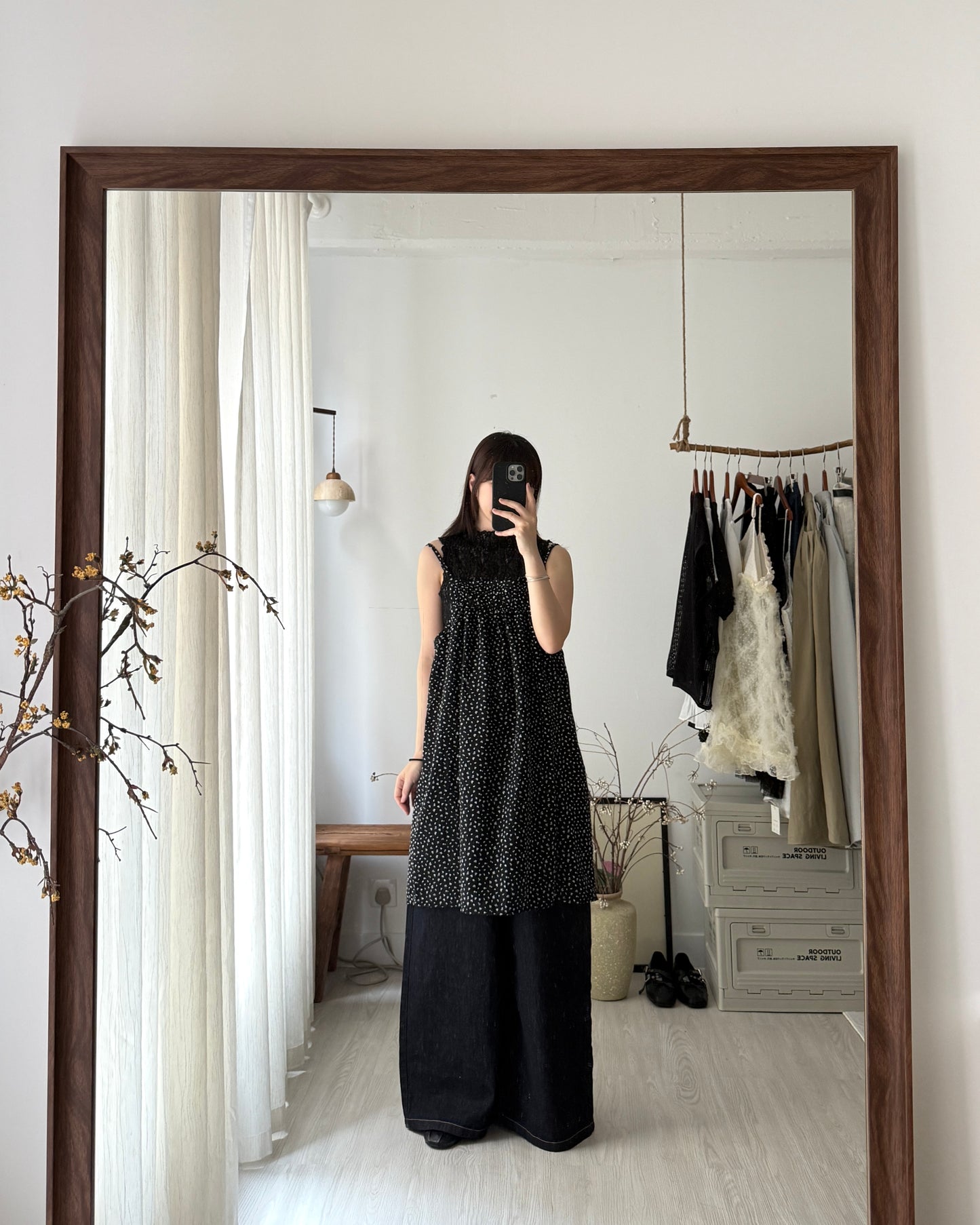 Blossom sea lace vest