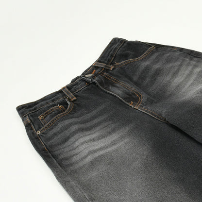 寬鬆微喇叭牛仔褲