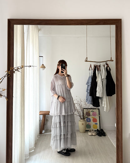 Ruffle cloud top