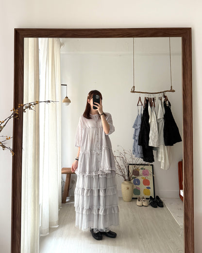Ruffle cloud top