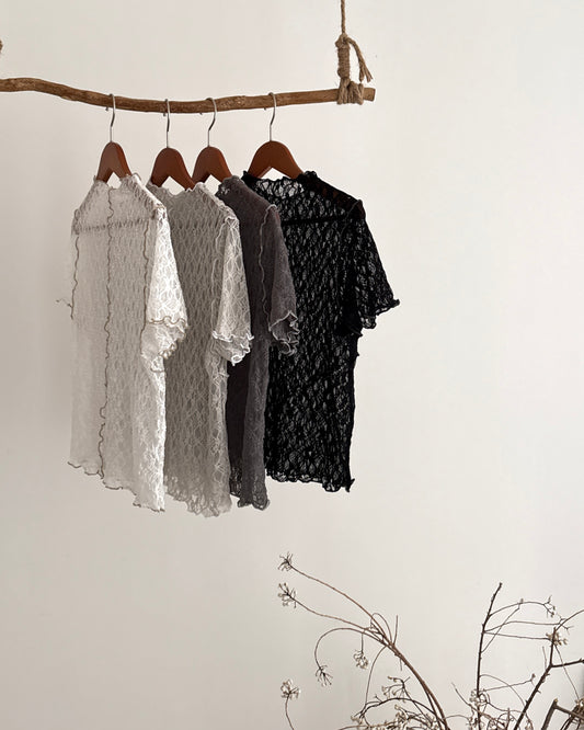 Cozy lace tee🪽(線條前後不同)