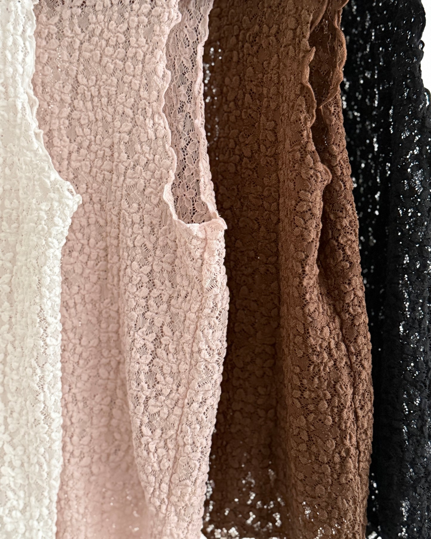 Blossom sea lace vest