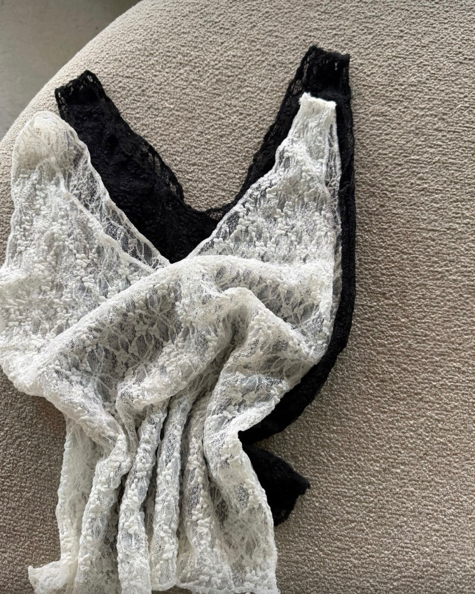 Moody lace vest