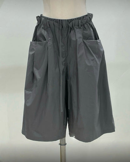 Ruffle cargo shorts