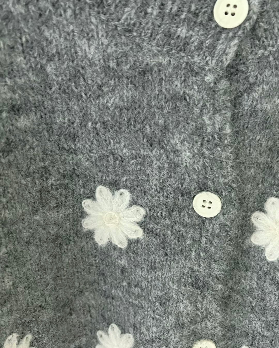 Daisy short cardigan