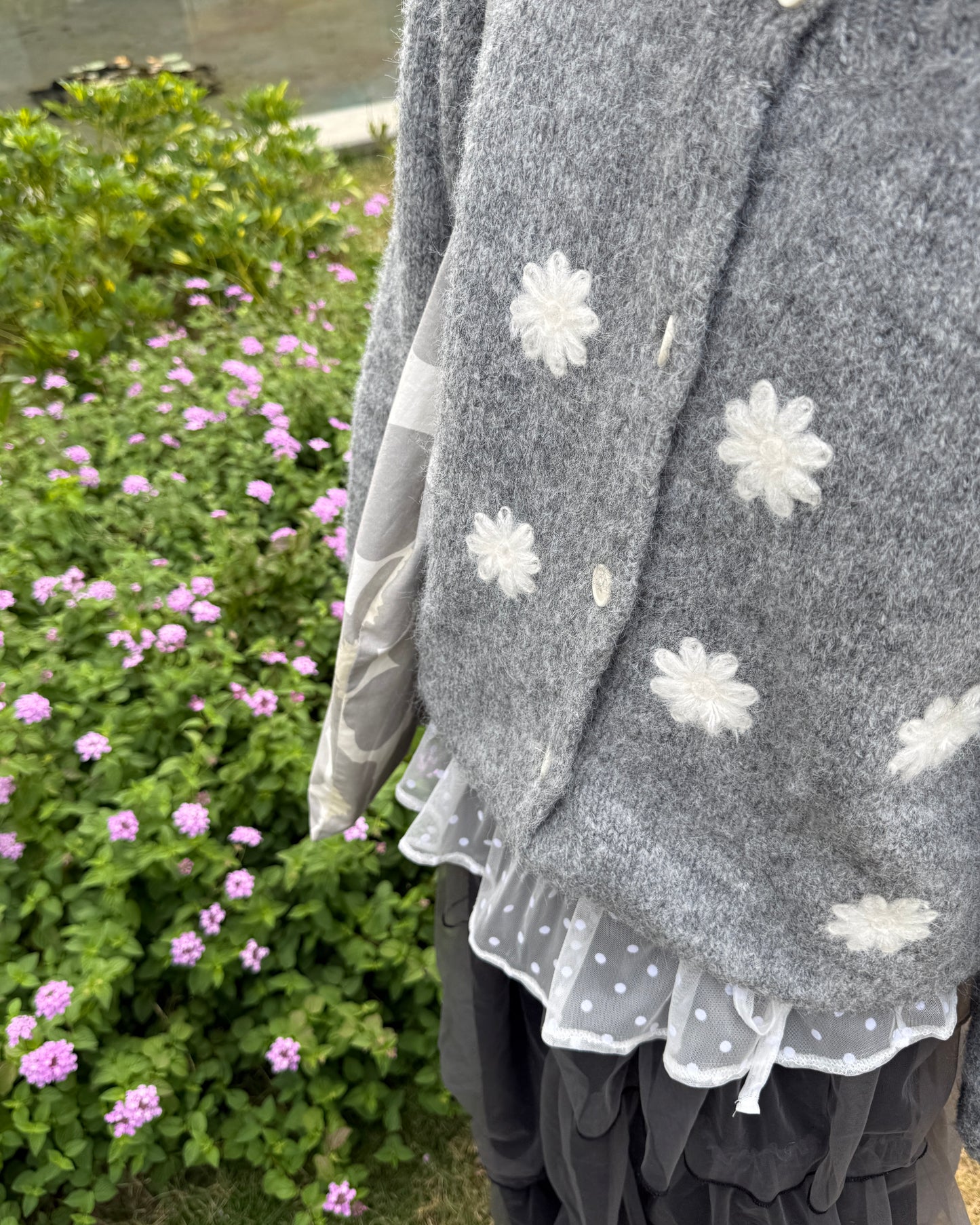 Daisy short cardigan