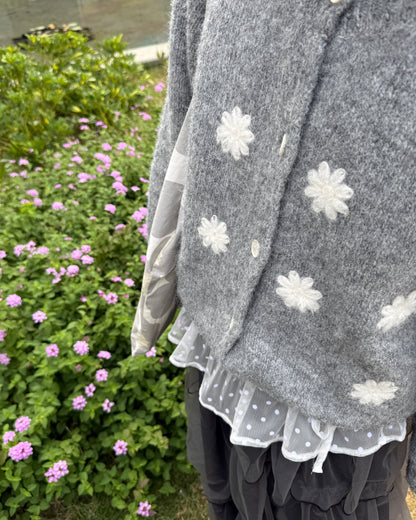 Daisy short cardigan