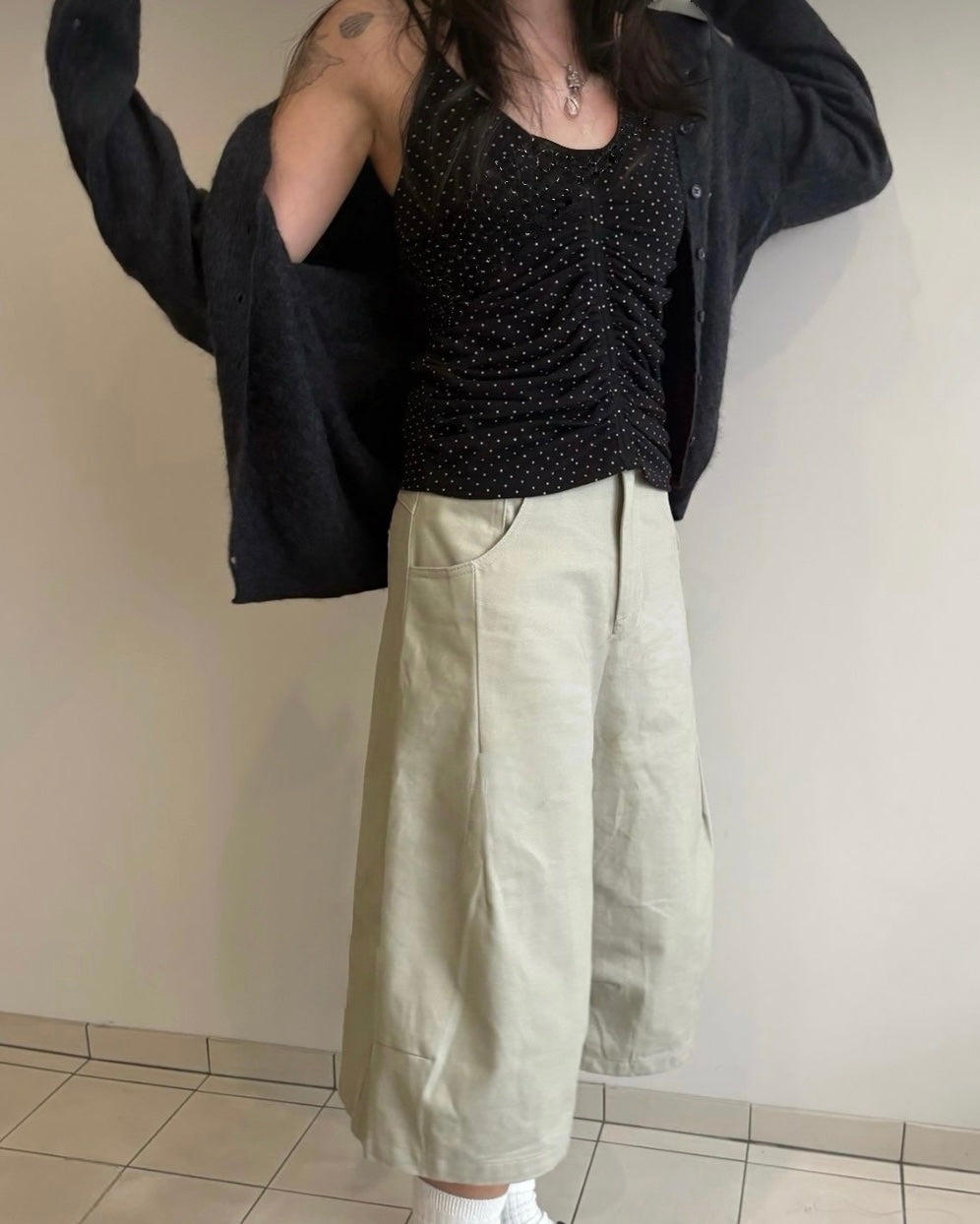land shorts