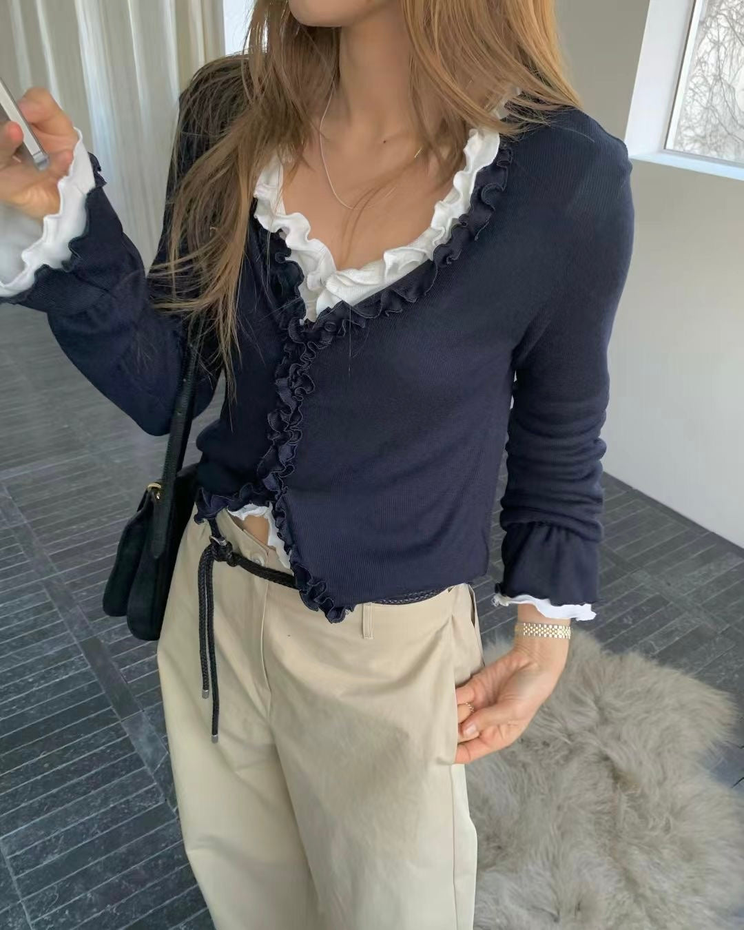 Lily of the Valley outer