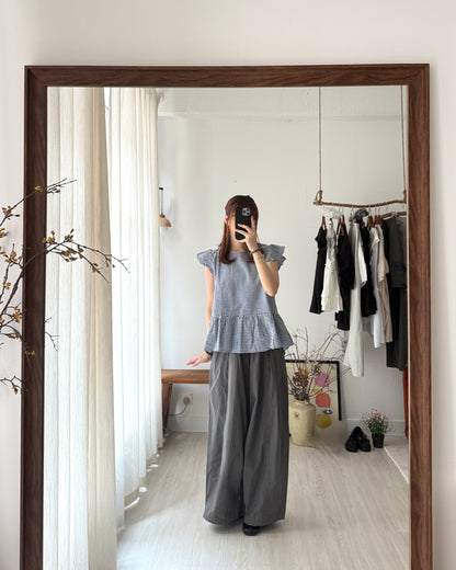 Flutter sleeve top