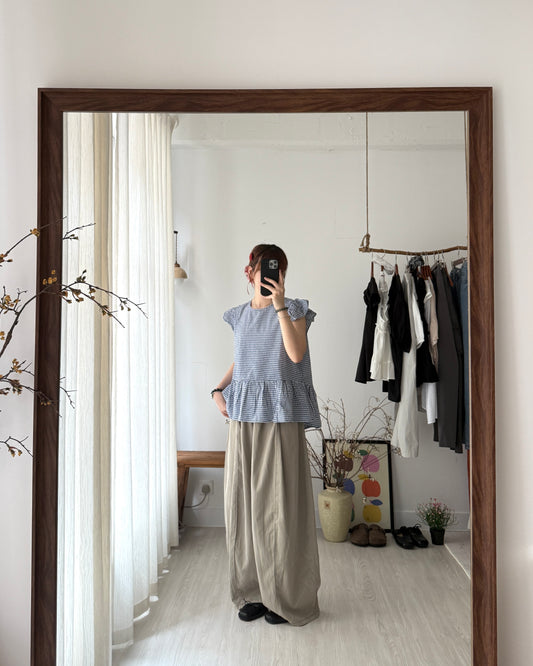 Flutter sleeve top