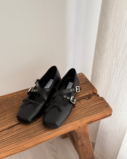 Softy leather shoes☁️