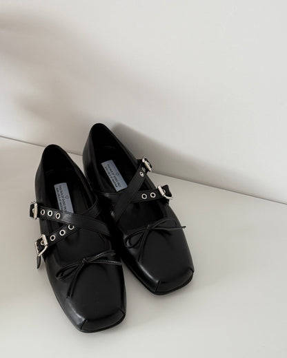 Softy leather shoes☁️