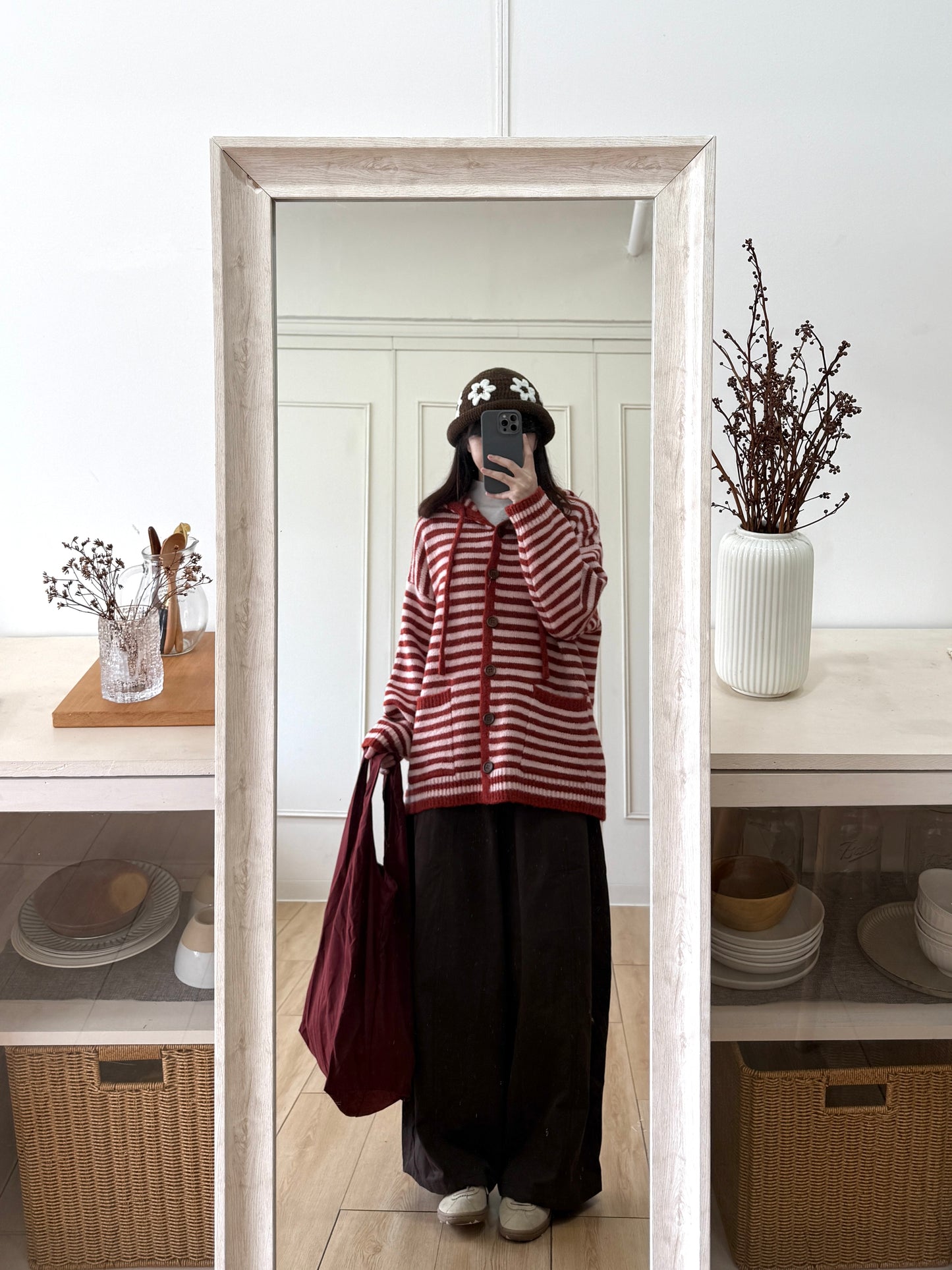 peekaboo cardigan🎠