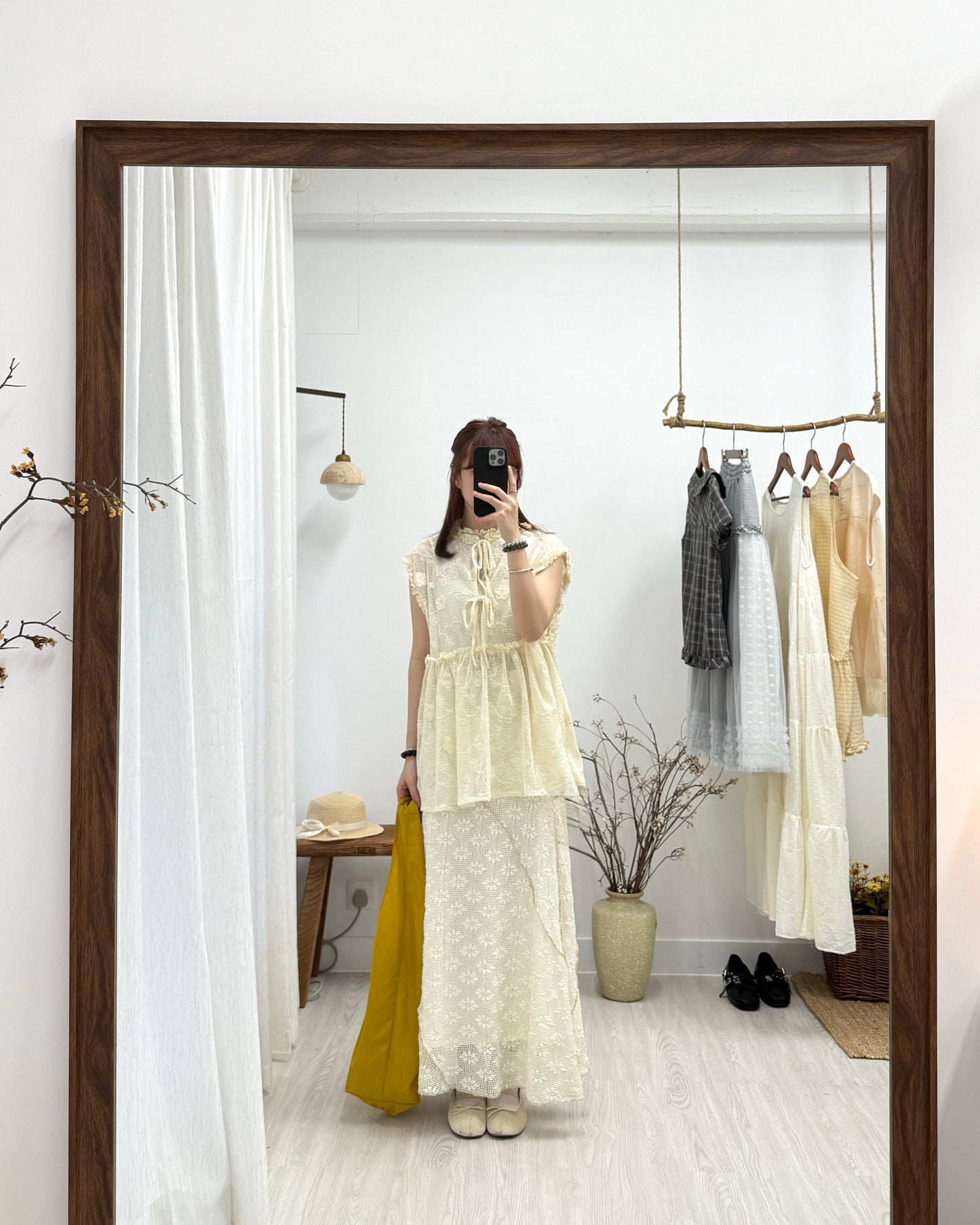 Line & Vine Top